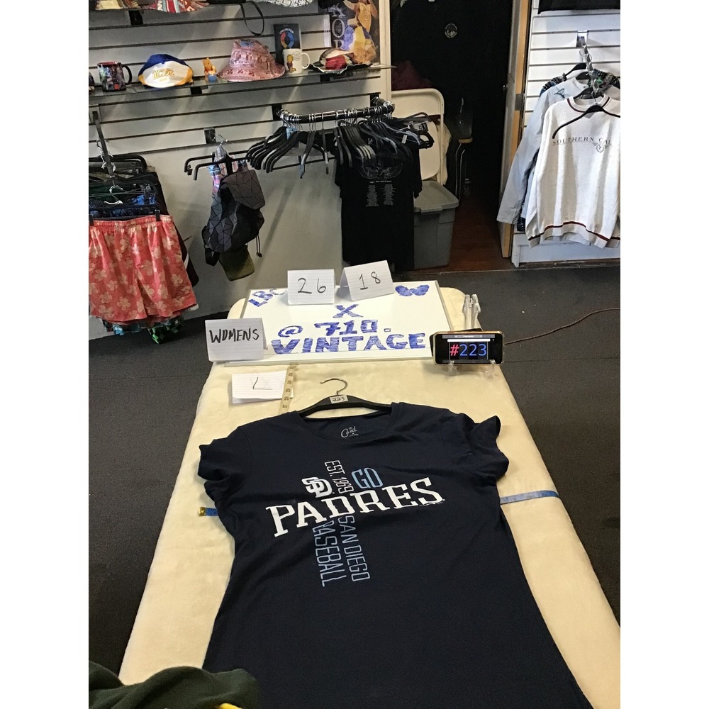San Diego Padres MLB Womens Navy Blue Graphic T-Shirt Size Large Short Sleeve